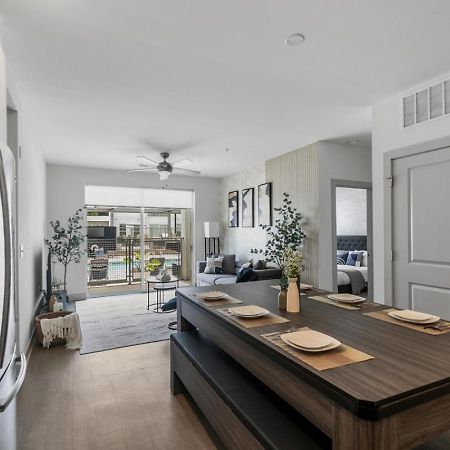 Urban Elegance 3Br Condo Experience Birmingham Bagian luar foto