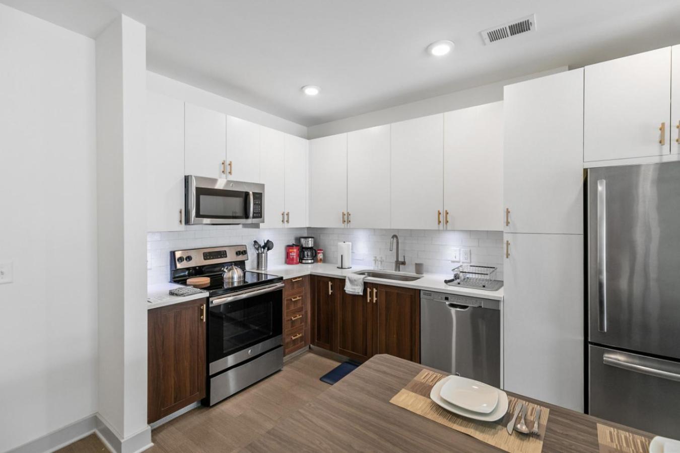 Urban Elegance 3Br Condo Experience Birmingham Bagian luar foto