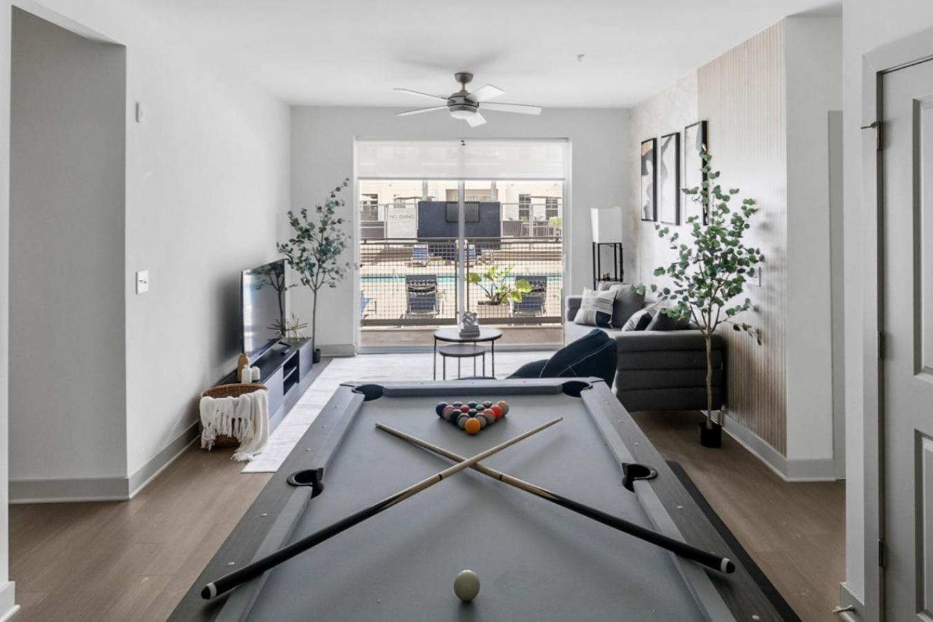 Urban Elegance 3Br Condo Experience Birmingham Bagian luar foto